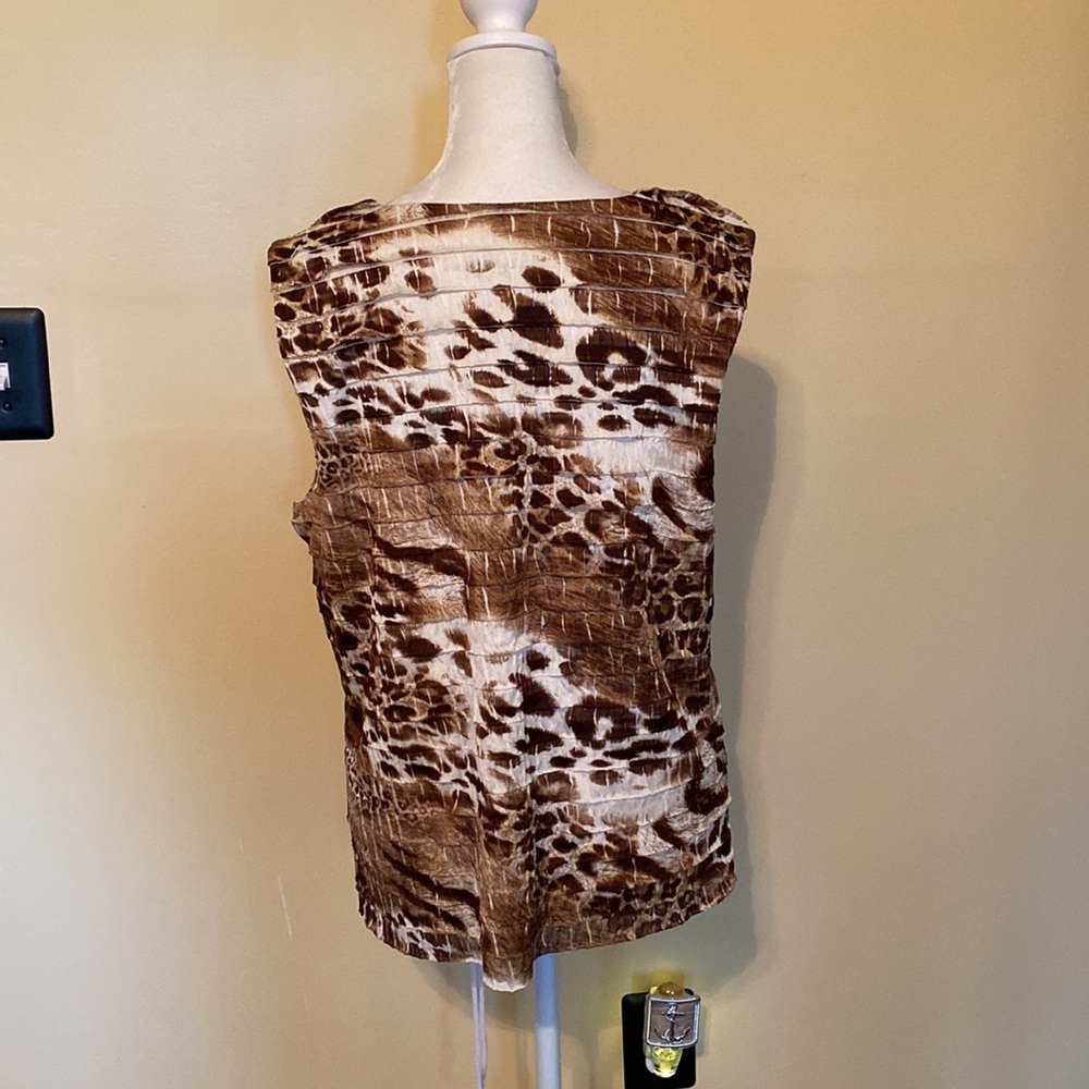 Laura Ashley top - Picture 7 of 11